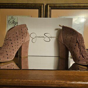 👢 Jessica Simpson Maldwin Peep Toe Fringe Booties – Size 6M